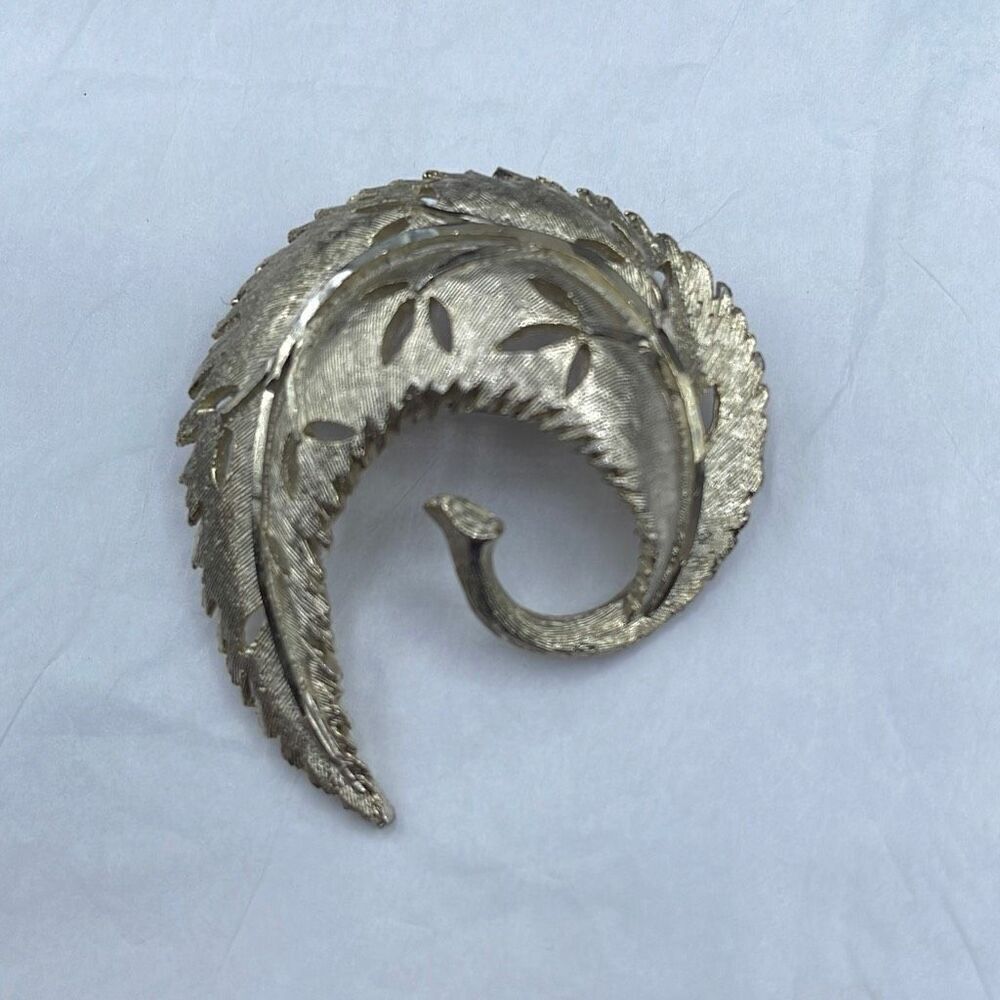 Vintage BSK signed curled leaf silver tone brooch